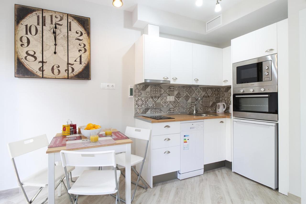 Barcelo 21, Parking On Request, Atico With Terrace & Studio With Patio, Center, Breakfast Included, Quite Neighborhood, Bc Malaga Exterior photo